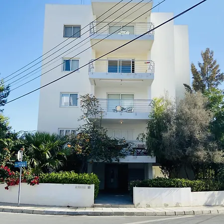 Sunflower Delight Apartamento Nicosia